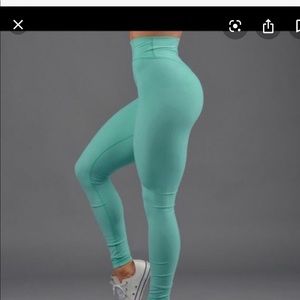 BuffBunny Rosa Leggings Poolside